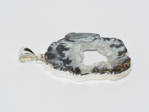 Pendentif n°1 Cavité d'Agate & Argent 925 – Image 6