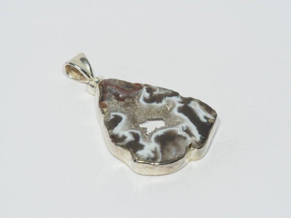 Pendentif n°2 Cavité d'Agate & Argent 925 – Image 5