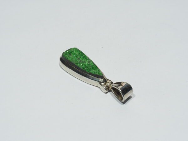 Pendentif n°1 Uvarovite & Argent 925 – Image 9