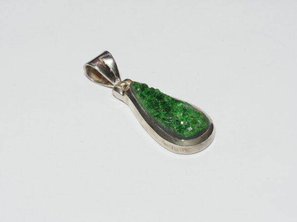 Pendentif n°2 Uvarovite & Argent 925 – Image 5