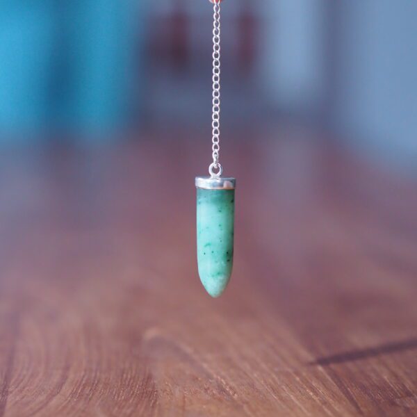Pendule Cône Jade vert 1 Pièce unique – Image 2
