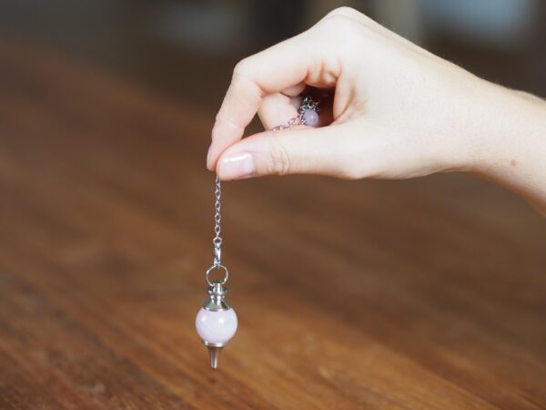 Pendule Sphère Quartz rose 3 – Image 4