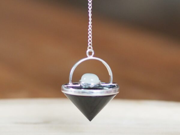 Pendule Pyramide Onyx n°2 Pièce unique