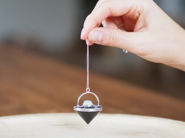 Pendule Pyramide Onyx n°2 Pièce unique – Image 3