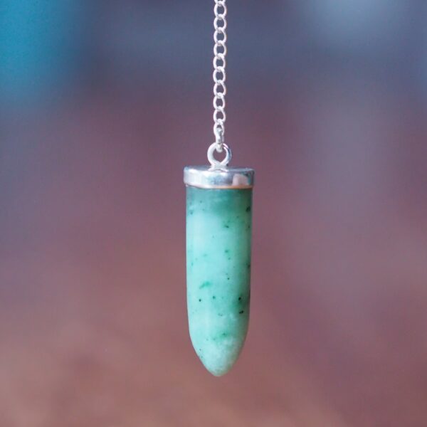 Pendule Cône Jade vert 1 Pièce unique